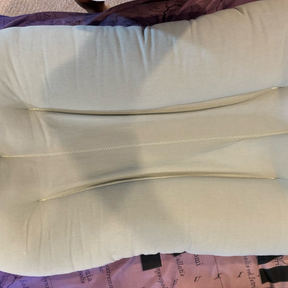 Snuggle me Infant Lounger